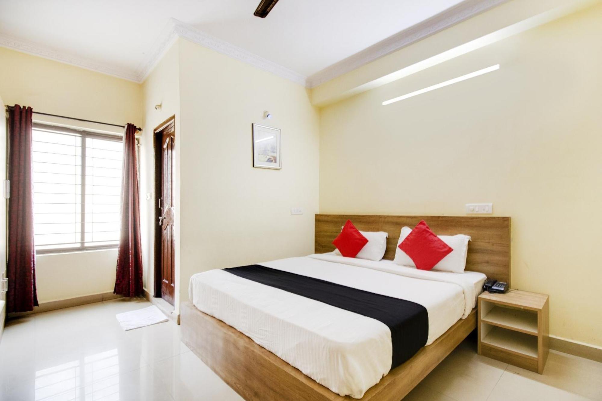 Hotel Oyo 75993 Shanti Nivas Bangalore
